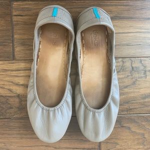 Tieks - Taupe, Size 9